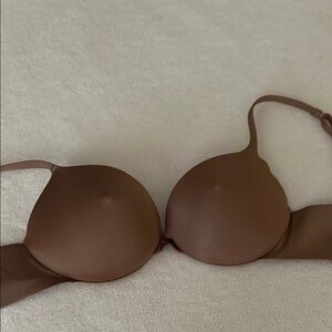 SKIMS Nipple Bra 32D Bronze